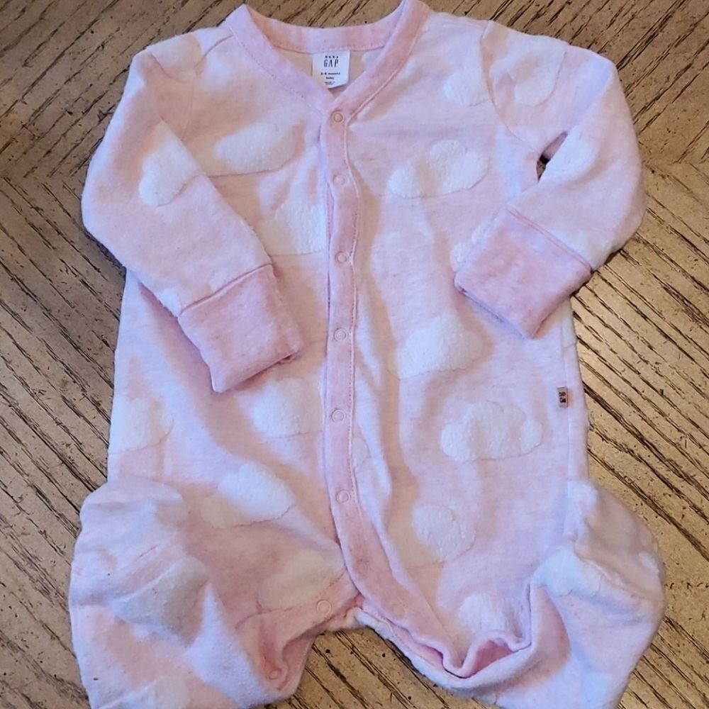 3-6 month baby Gap footed and mitted onsie.